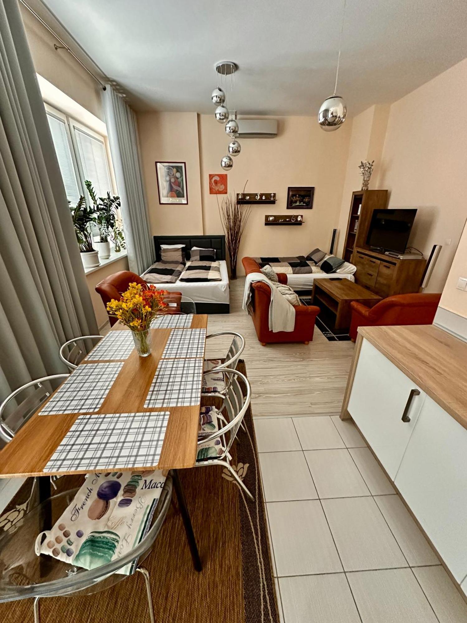 Princess Main Square Apartment Poprád Kültér fotó